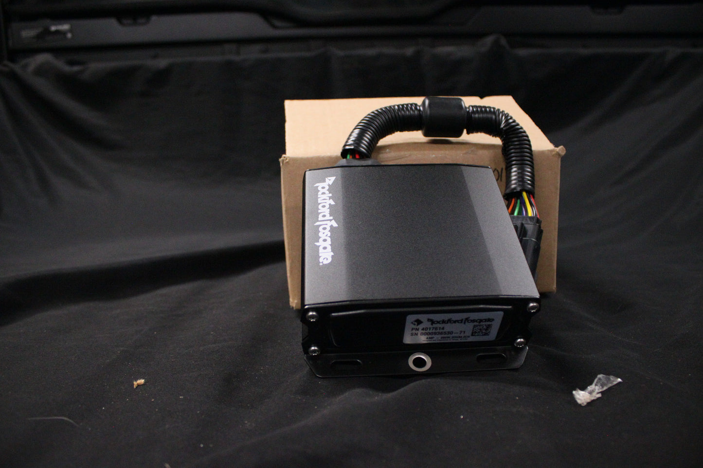 Audio AMP, Dash Mount, Part 4017614